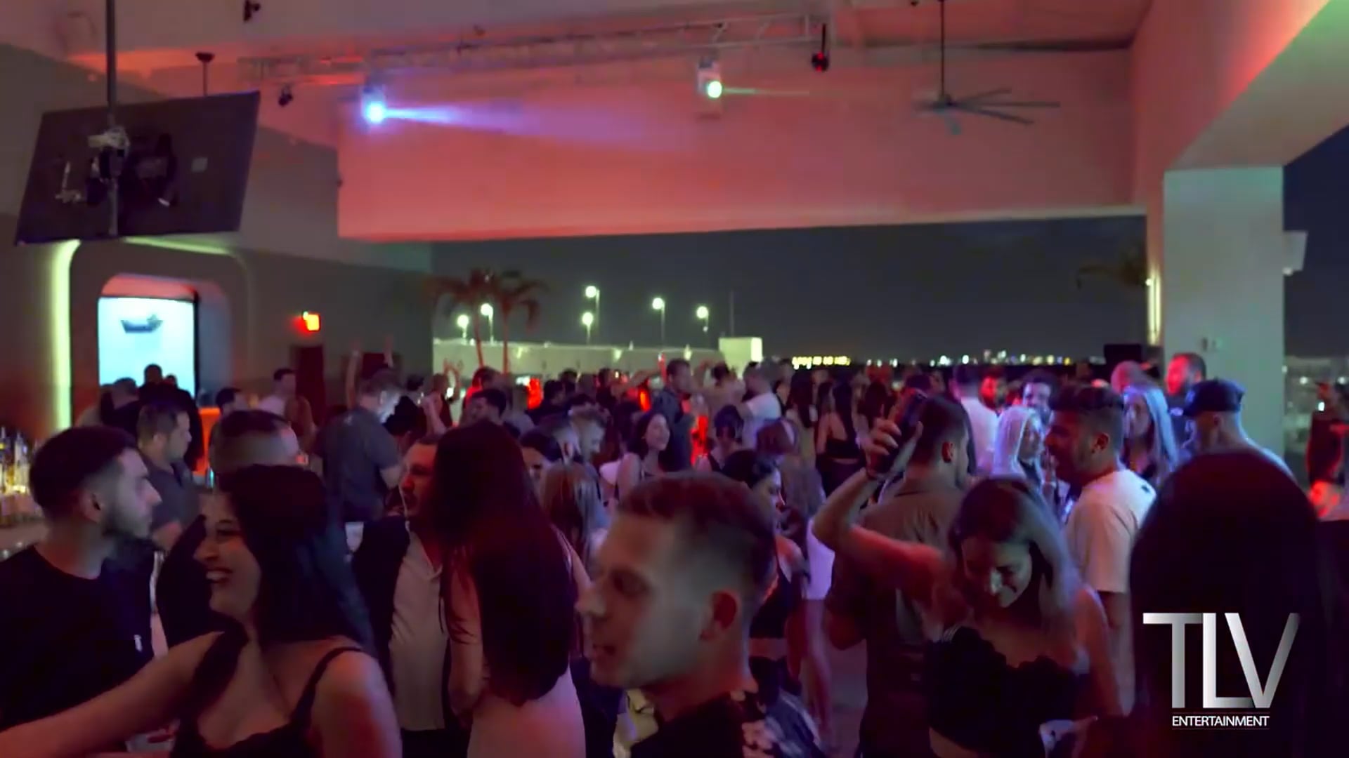 https://i.vimeocdn.com/video/2030480062-1efe6abdd42b753066fdce5c14145ebf83b6b7f33195fb5dbdd73de3437a2db9-d
