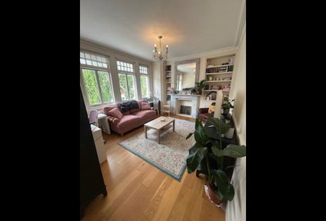 Charming 1-Bedroom Flat – Prime Clapham Location  Main Photo