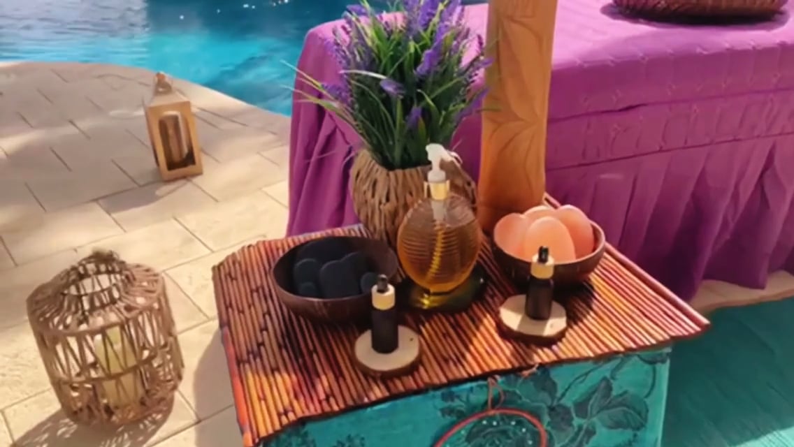 https://i.vimeocdn.com/video/2030706259-a005c1c545bdaa2177fc56c25c8744c3b5aebd060cab638b1c8d3c3405839cf1-d