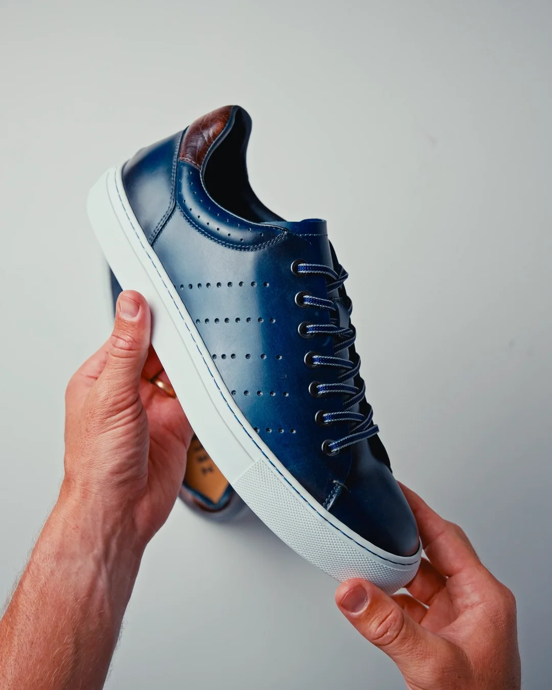 Zelli Russo Calfskin & Crocodile Sneakers Navy (65-201-NVY) Sz 12 Mens Zelli Russo Calfskin & Crocodile Sneakers Navy  main image 2
