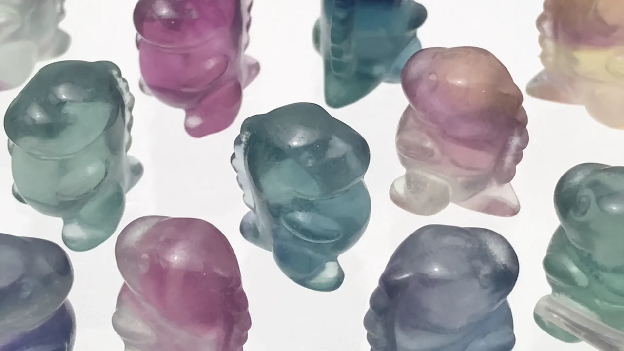 マルチカラーフローライト 恐竜モチーフ17×13mm 【穴なし】 5個