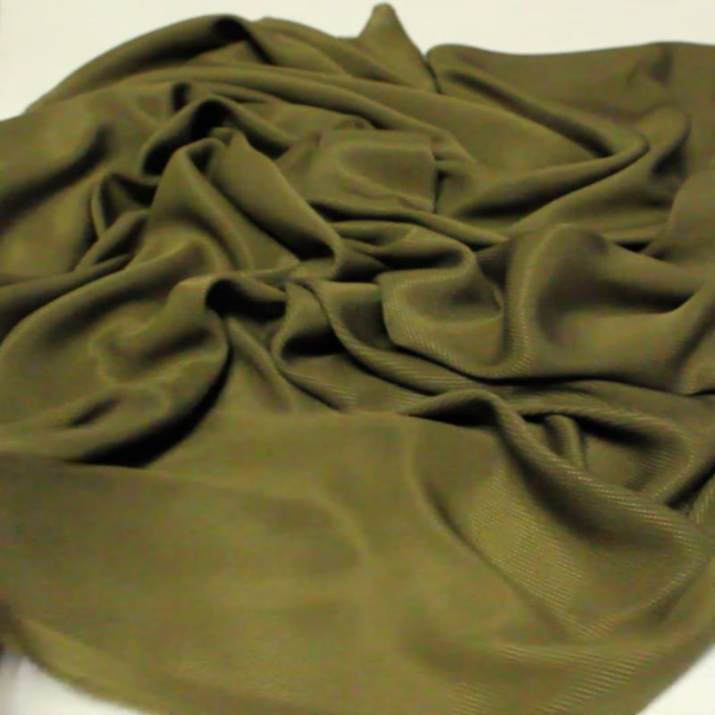 Vidéo: Satin 100% soie jacquard - Elisa kaki