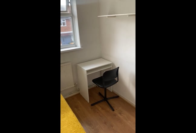 Single room Canning Town  Main Photo