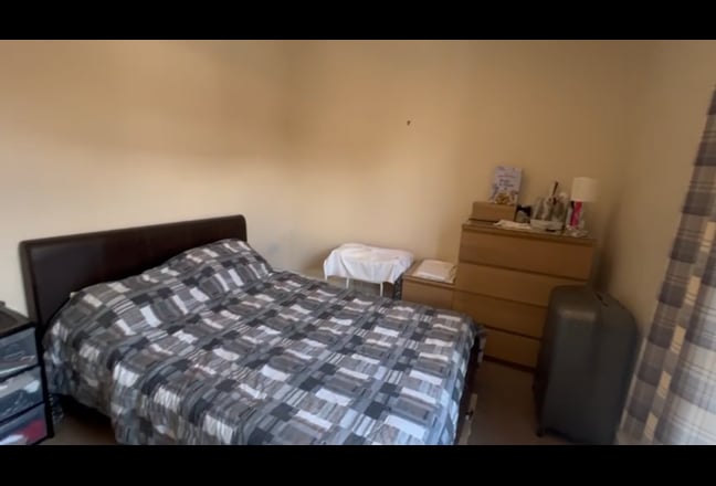 Great value room in the ❤of Hazel Grove Main Photo