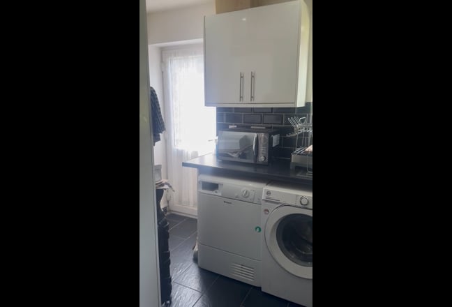 Double room in Victorian house  Main Photo