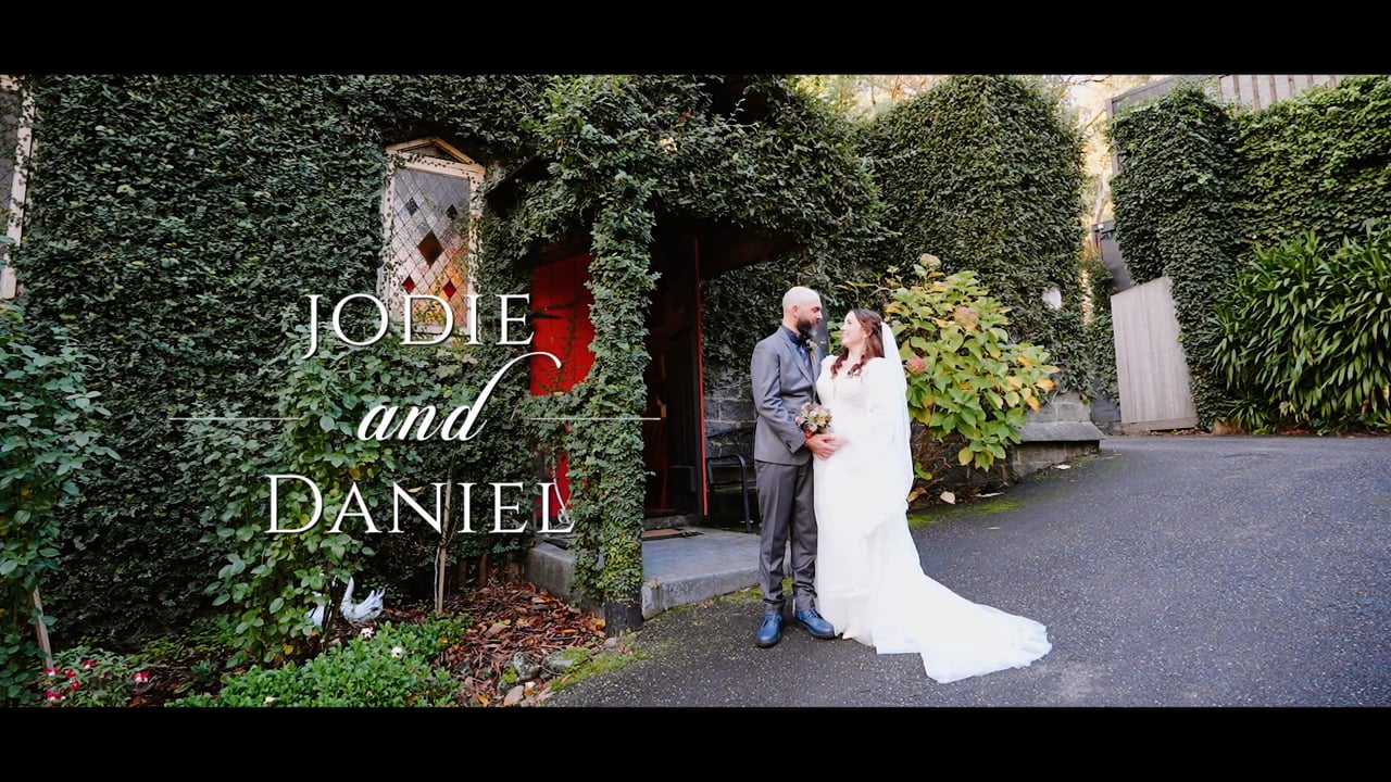 Avalon Castle Wedding Video, Melbourne - Daniel and Jodie
