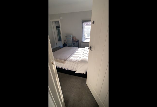 Video 1: Double en-suite room 