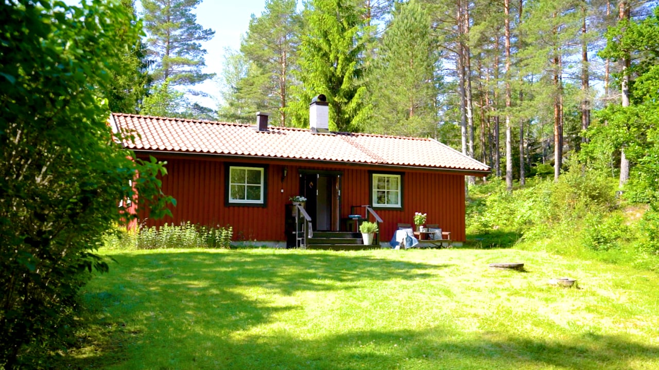 3 rum Vinterbonat fritidshus på Hammersta Fagertorp 1 Gnesta Gnesta kommun - video
