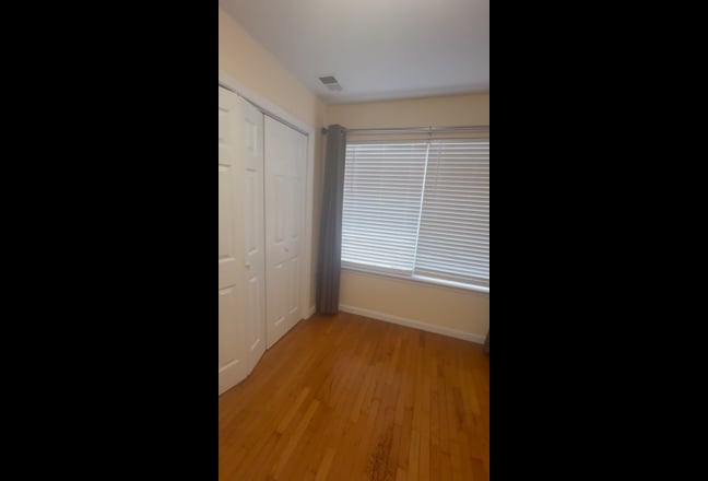 Room for Rent Main Photo