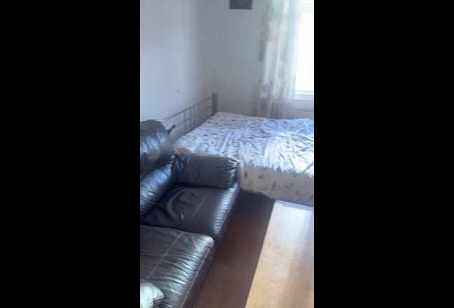 Large spacious, room to let in South Wigston  Main Photo