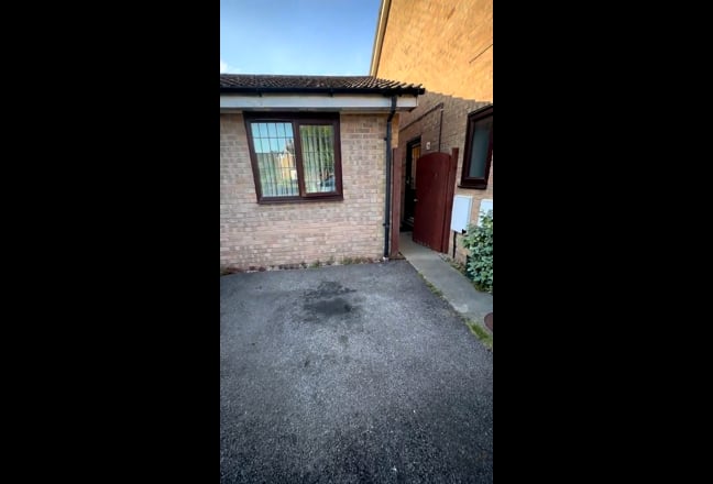 One Bedroom Flat to Rent  Main Photo