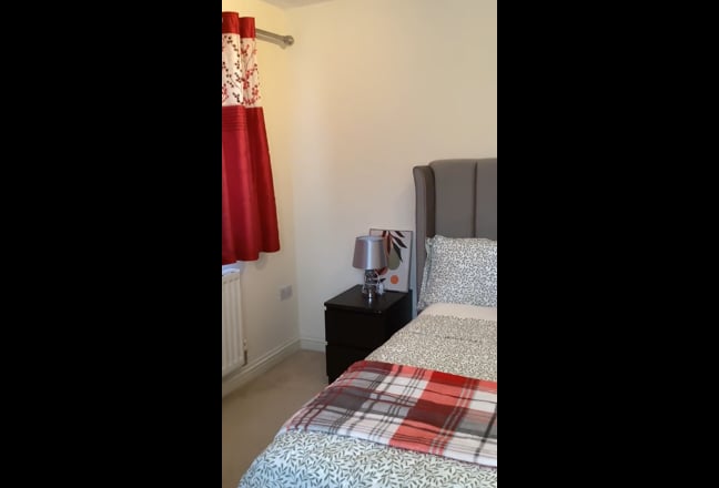 En-Suite Double Room in Grays Main Photo