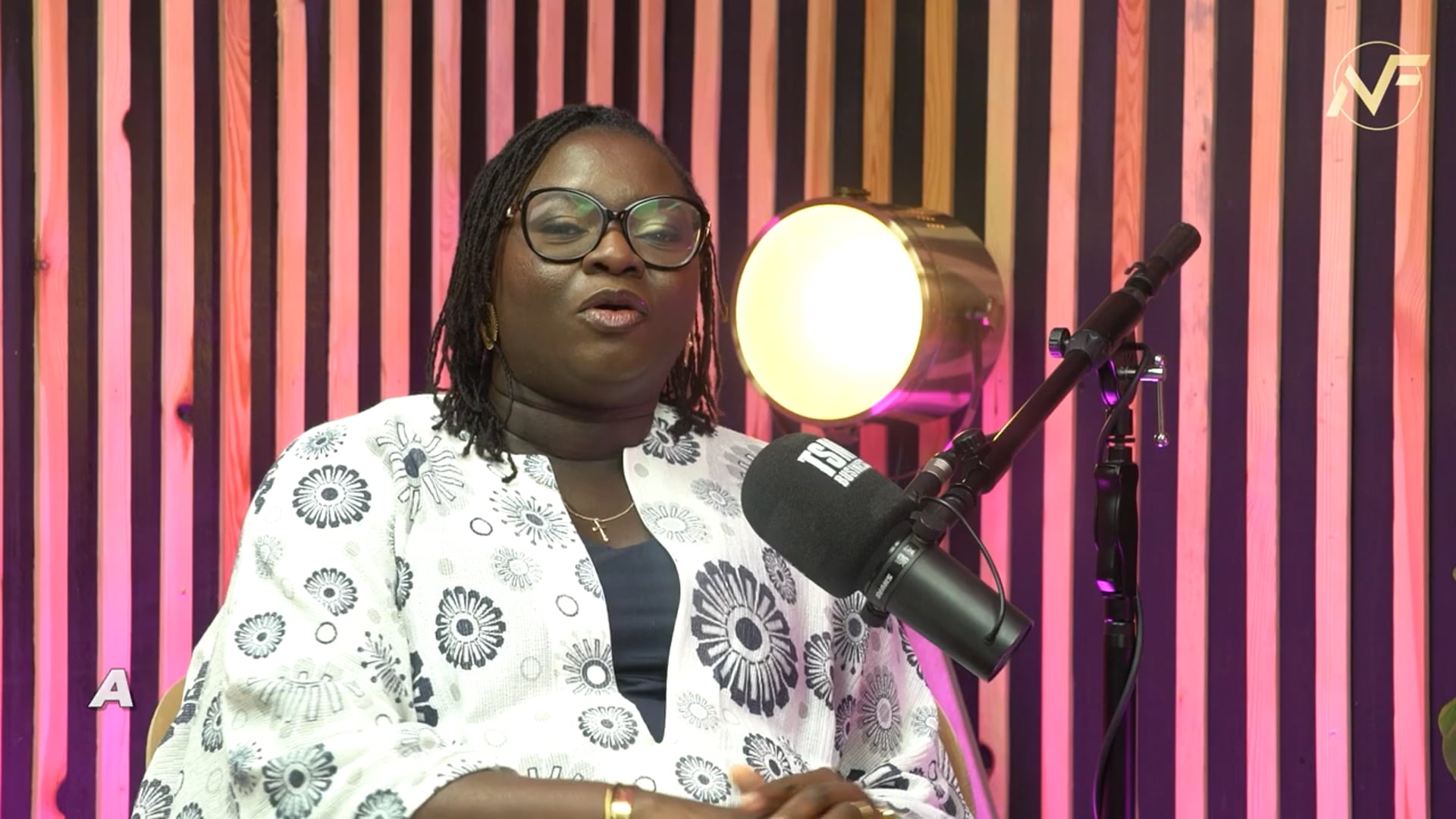 Evelyne Dioh SIMPA ： Donnez le POUVOIR aux FEMMES et vous verrez !