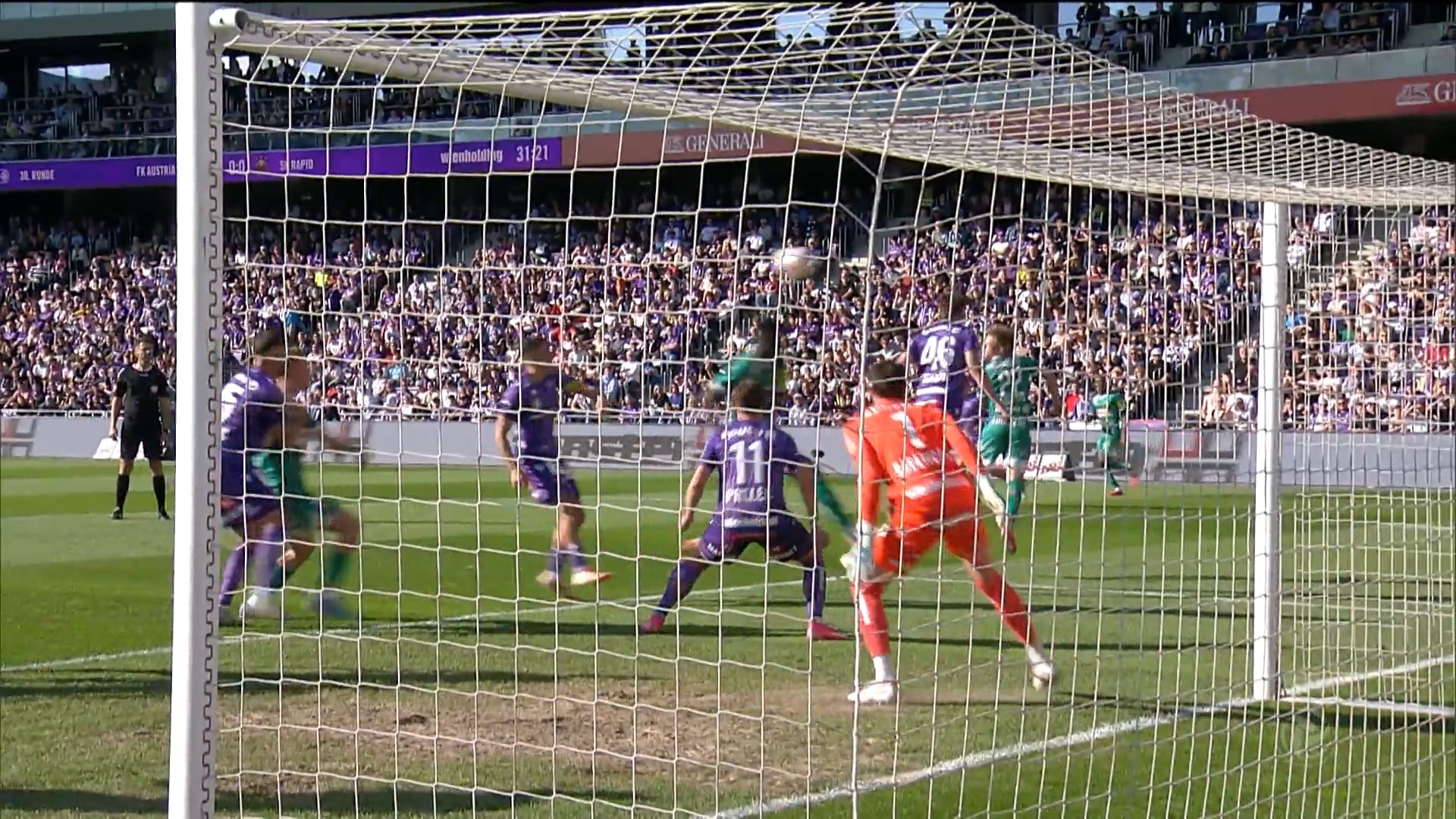 Torgalerie: Burgstaller mit dem 1:0 im 346. Derby