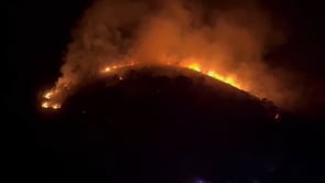 Confinats un hotel i un càmping per un incendi provocat per una bengala a Montgó