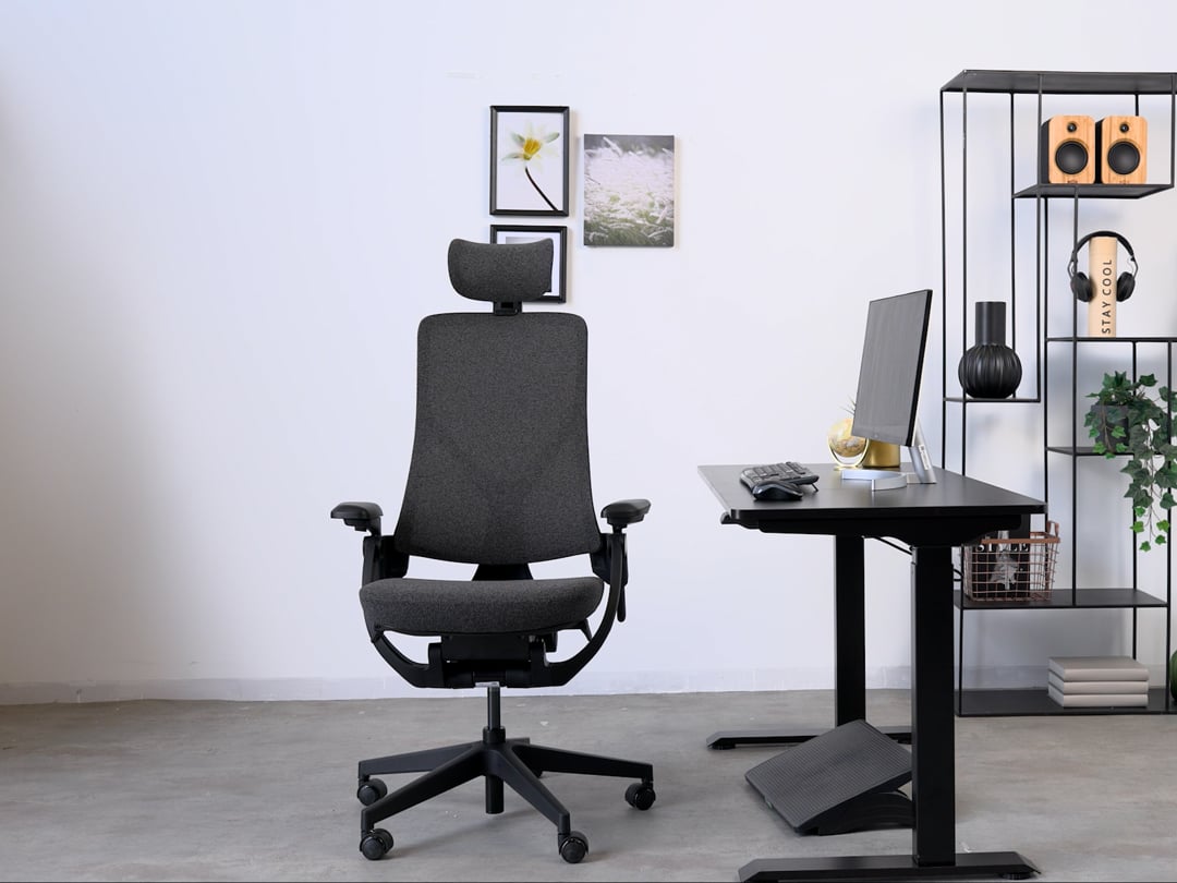 כיסא משרדי CORRECTOR