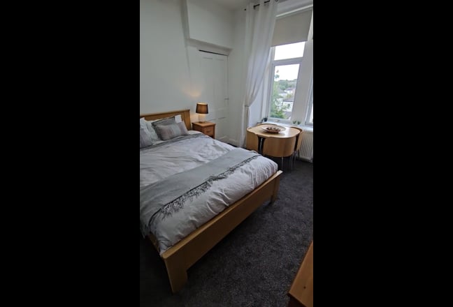 Superb Studio Waverley Gardens Price inc All Bills Main Photo
