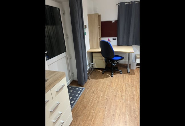 Near UEA . Self contained Studio available  Main Photo