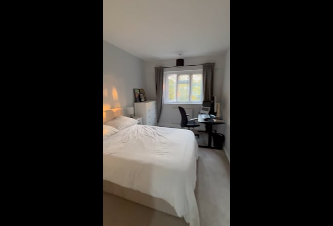 Modern, Refurbished Two-bed Flat Main Photo