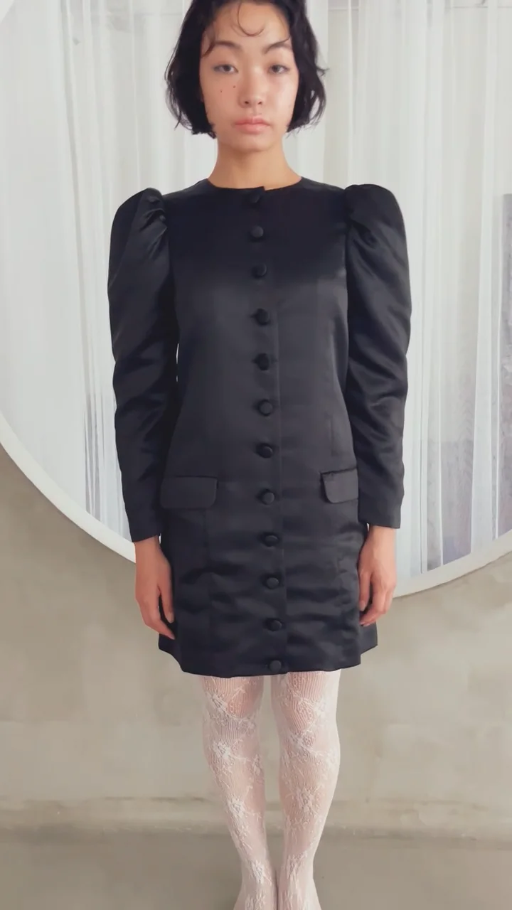 Volume sleeve mini dress【black】125035 | être loin