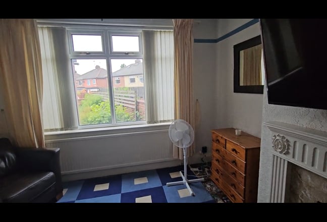 Video 1: Communal Living Room v 1