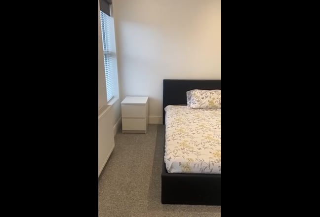 King size Ensuite bathroom, New Furniture, Parking Main Photo