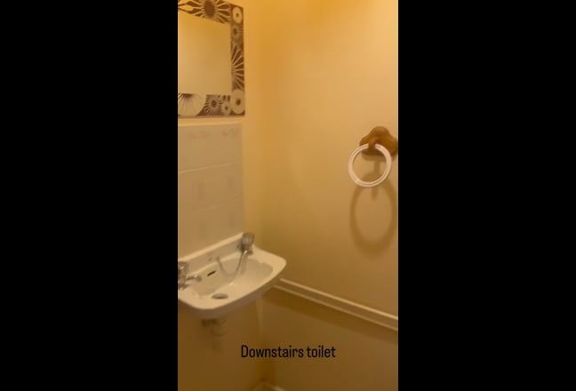  Student House NR5 Three Rooms Available Now  Main Photo