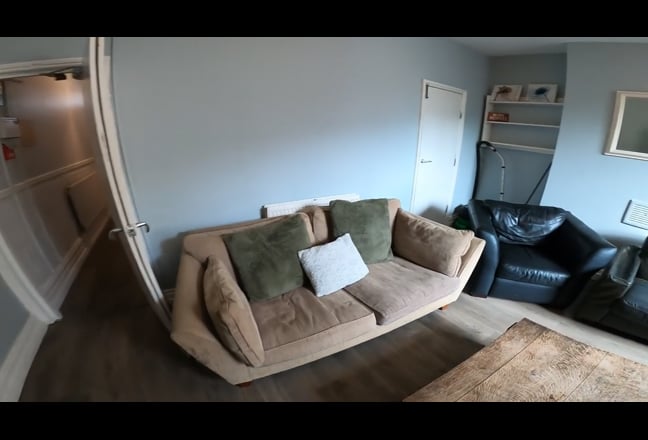 🔥 Huge 5-Bed House with Bills Included on Burley  Main Photo