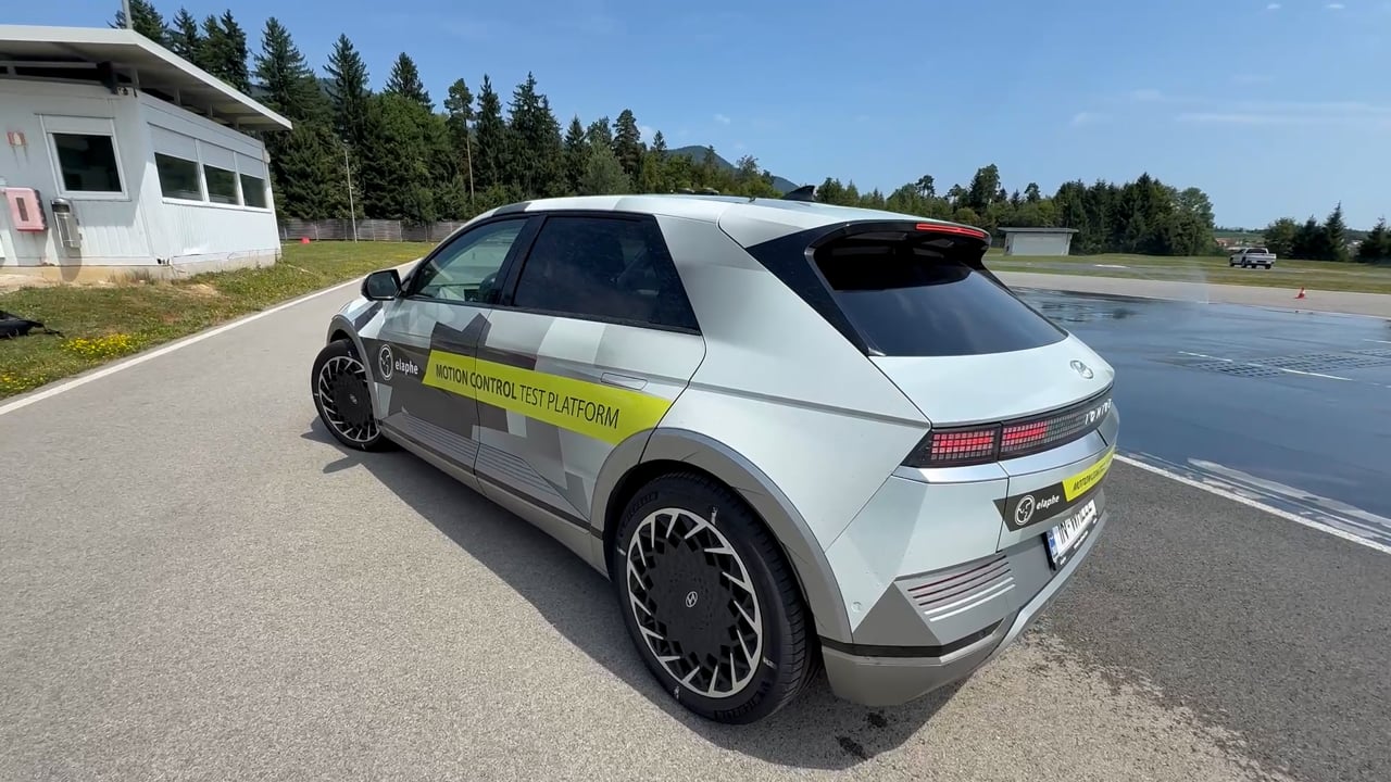 Slovensko znanje kolesnih motorjev: neverjetno, kaj vse zmore avtomobil