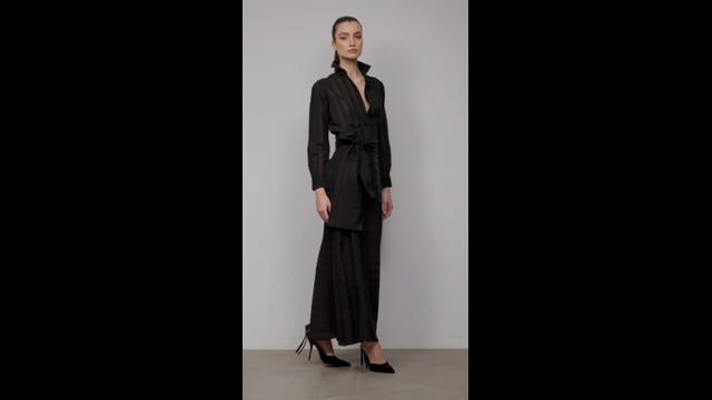 Saia Evase Longa Organza Listrada Preta Carolina