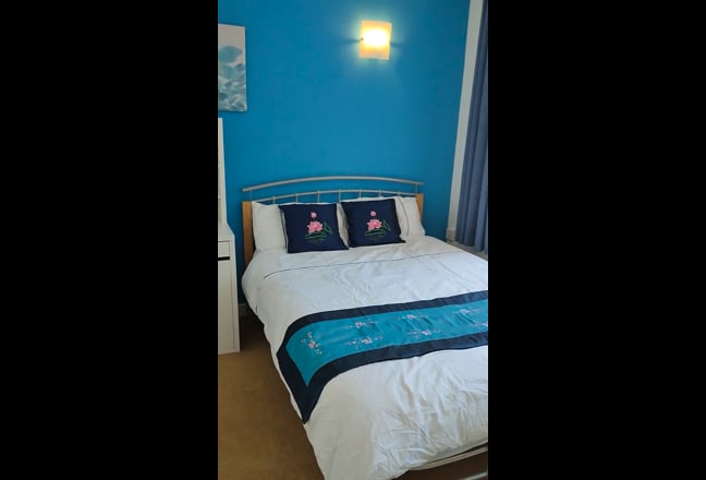 Double ensuite close to UHCW Main Photo