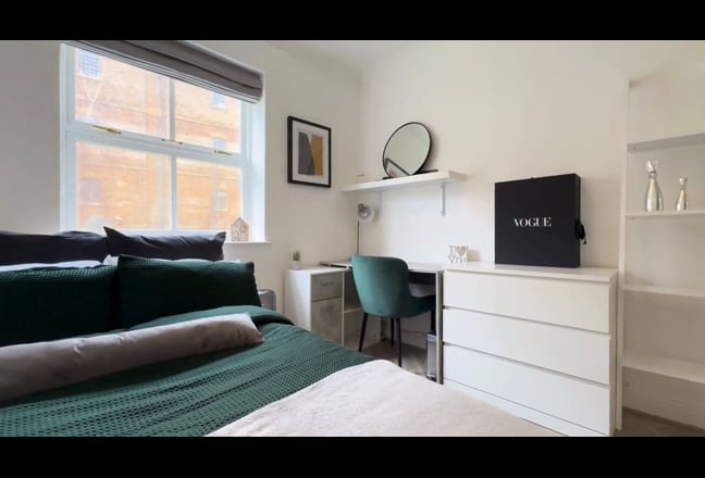 ✨ Beautiful Ensuite Room by London Bridge! 🏡 Main Photo