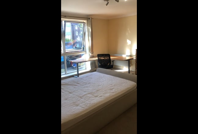 Huge student ensuite room Main Photo
