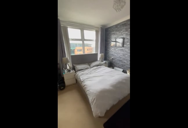 2 Bedroom Apartment in Sharston Manchester Main Photo