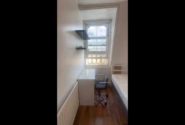 Spacious double in Notting Hill (shared w/ 1 per) Main Photo