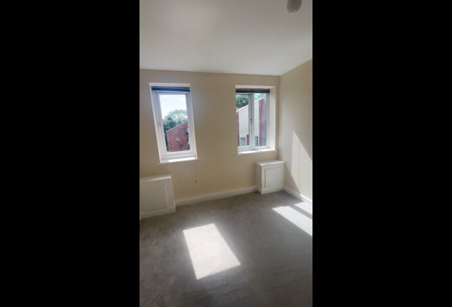 Double Room in Whalley Range in current flat share Main Photo