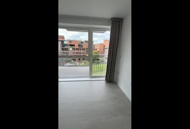 Modern 1-Bed Flat in Brand New Building Main Photo