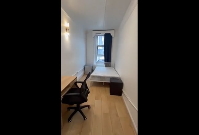 Video 1: Room 1: £242pw with bills included. (Available NOW)