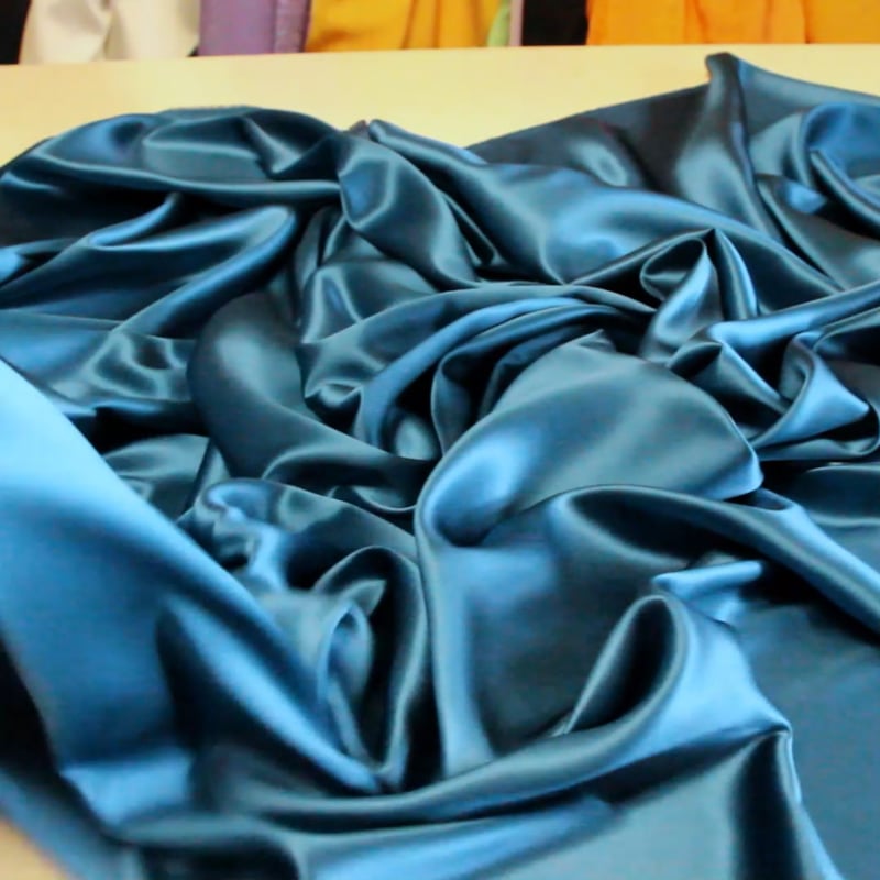 Vidéo: Satin 100% soie (25 mommes) - Canard