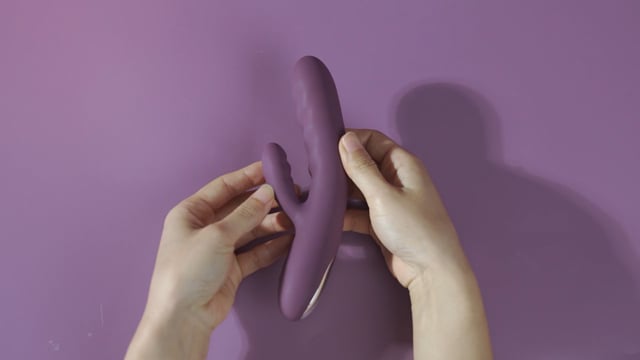 Svakom Avery Vibrador Rabbit com Movimento