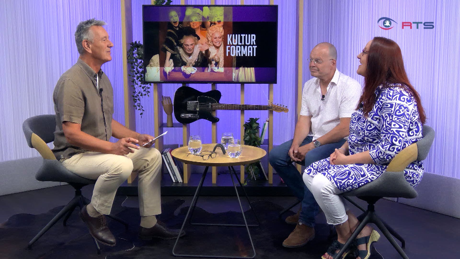 kuenstlerisches-ehepaar-michi-und-nane-fruehstueckl-im-talk