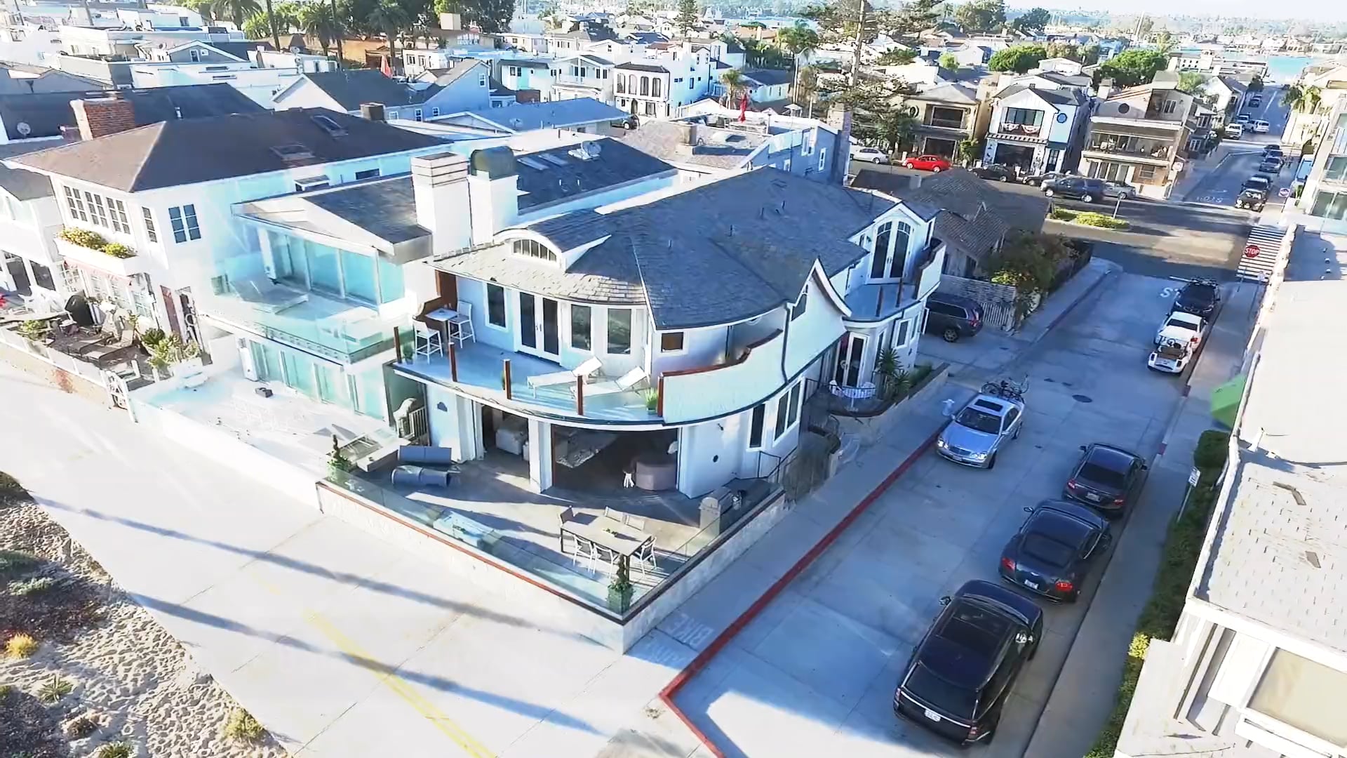 https://i.vimeocdn.com/video/2033339962-4e8aefc6723218dc04f286918088e86186d8712cb59a5b74df18cc9fef07c213-d