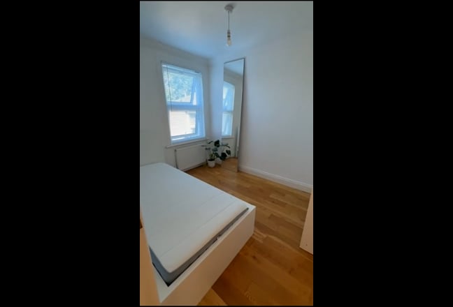  Double Room - All Bills Included Main Photo