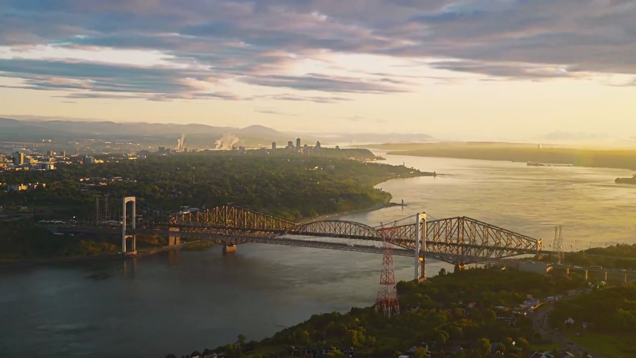 Québec International - Environnement d'affaires — production vidéo LORA Films