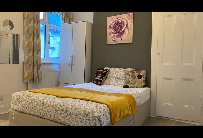 En-Suite Room £1000pcm inc. all bills Main Photo