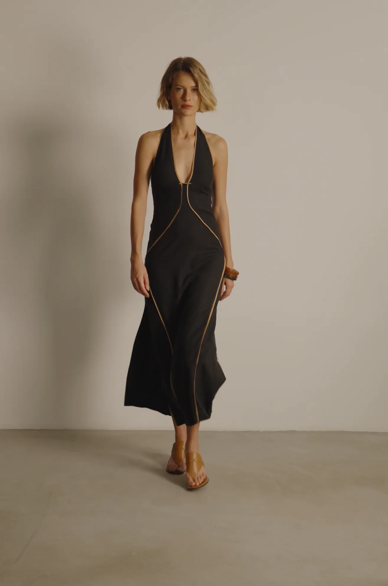 Vestido Midi Iva Black - ViX Paula Hermanny Brasil