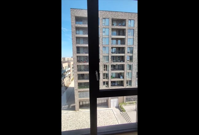 Video 1: king size bed (closed)