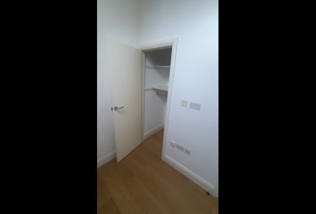 Stunning 1bhk Flat in Alexandr Palace bill inclued Main Photo