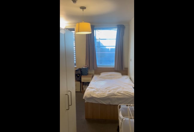 🌟 Moonraker Point London Sublet 🌟  Main Photo