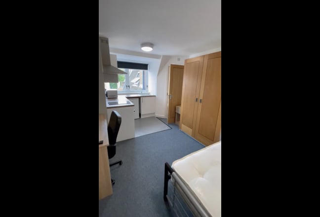 Renaissance House studio near city centre and DMU Main Photo